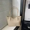 2026 Nova Moda Bolsa de Ombro Único Grande Capacidade Bolsa Tote para o Dia a Dia Textura Tecida Simples Casual Bolsa de Mão para Mulheres
