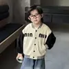 Chaqueta de béisbol de pana para niños, Nuevo modelo Primavera y Otoño 2026, Chaqueta moderna para niños, Ropa exterior a bloques de color a la moda para Otoño