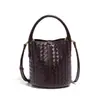 Bolsa de Tecido Artesanal Estilo Novo 2025, Bolsa de Mão Tipo Balde, Bolsa Versátil Casual para Mãe e Filha, Bolsa de Ombro Transversal Simples e Leve de Luxo