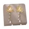 Venta Caliente Transfronteriza Moda Retro Flores Elegantes Cadena de Perlas Aleatoria Borlas Adecuado para Banquetes de Damas Vestimenta de Boda