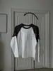 Design retrô color-blocking, moda casual estilo palácio, camiseta unissex de manga comprida e gola redonda, novidade para o início do outono nos mercados europeu e americano