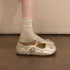 Sapatos Pequenos de Couro para Meninas 2026 Primavera e Outono Nova Moda Borboleta Sapatos de Princesa para Crianças Sapatilhas Mary Jane Antiderrapantes Sapatos para Meninas