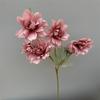 Flor de Seda Lirios de Agua Salvajes de Cuatro Cabezas Ramo de Flores de Simulación Decoración de Año Nuevo de Alto Nivel Adornos Boda Arte Floral de Simulación Flor de Simulación
