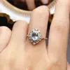 Anillo Popular de Cristal Verde Natural al por Mayor de Fábrica Plata S925 Incrustado Piedra Principal 5*7 Joyería de Lujo Venta Directa de Fábrica