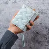 Billetera para Mujer Modelo Nuevo de Fábrica, Estilo Corto, Diseño Sencillo de Corazón Bordado, Billetera para Monedas de PU, Billetera Pequeña con Múltiples Ranuras para Tarjetas, Pinza para Billetes, Portatarjetas