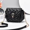 [Bolsas para Mujer Shichen] Nuevo Estilo 2026 Bolso de Hombro Cruzado tipo Silla con Solapa de Rombos y Hebilla de Cierre, Versátil para Mujer
