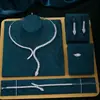 Conjunto de Joias Europeu e Americano Transfronteiriço Deslumbrante com Pedras Totais Corrente com Garra Colar Moda Conjunto de Joias com Zircônia Sintética Conjunto de Decoração