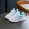 Zapatos Deportivos para Niñas 2026 Primavera/Otoño Estilo Nuevo Zapatos de Papá para Niños Malla Transpirable Suela Suave Estudiante Campus Zapatos para Correr Modernos