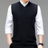 Colete Tricot Masculino Outono/Inverno 2026 100% Algodão Pulôver Sem Mangas Gola Redonda Tricô Trançado Estilo College Suéter para Homens