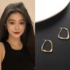 Novos brincos de pérola stud de luxo para jovens, moda, versáteis, design de nicho, temperamento simples, brincos personalizados, joias no atacado