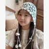 Gorro de Ganchillo Hueco Hecho a Mano Estilo Bohemio para Niños, Gorro de Punto con Borla Dulce y Lindo para Niñas, Moderno