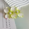 Pinza para el Cabello Flor de Plumeria de la Princesa Fugitiva Tocado Accesorio Floral para el Cabello Foto en la Playa Pinza Lateral Flequillo Pinza Pequeña Pieza para el Cabello de la Frente