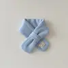 Bufanda Coreana para Niños Qiunan Invierno Nuevo Estilo Ins Color Sólido Tejido Cruzado Cálido Cortavientos Calentador de Cuello para Bebé Venta al por Mayor