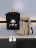 Traje de Trabajo de Dibujos Animados Pato Amarillo Nuevo Estilo de Verano para Niños Pequeños 6 Años Camiseta de Manga Corta Ropa de Verano para Bebé Niño Ropa Moderna para Niños