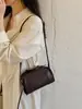 2026 Nuevo Bolso Boston Rojo de Gama Alta para Mujer Diseño de Nicho Portátil Hombro Cruzado Versátil Bolso de Viaje para Mujer