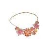 Collar colgante floral de estilo corte vintage con un diseño único, cadena para la clavícula retro de nicho, joyería de lujo ligero y sensación de alta gama