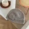Sombrero de Punto Tejido a Crochet Hecho a Mano con Borlas, Rojo Atmosférico de Año Nuevo para Mujer, Cálido de Invierno, Protección para los Oídos, Sombrero Baotou Atado