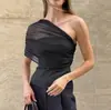 Top de rejilla transparente de un solo hombro sin mangas estilo chica popular de comercio exterior, camiseta base elástica ajustada de alto intelecto europeo y americano para mujer