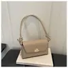 2026 Gran Capacidad Color Sólido para Mujer Otoño Nuevo Elegante Casual Moda Casual para Dama Bolso de Mano para Axila tipo Sobre
