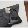 Bolso de Mano de Diseño de Nicho Único y Hermoso para Mujer, Elegante Modelo Nuevo Primavera 2026, Bolso Cuadrado Pequeño de Hombro Cruzado