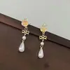 Pendientes de botón de perla estilo ins de aguja 925 para mujer, pendientes versátiles, joyería para orejas de temperamento de alta gama, puesto callejero, mercado nocturno, estilo popular, venta al por mayor