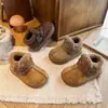 Zapatos de Peluche tipo Birkenstock para Niñas Otoño/Invierno 2026 Nuevos Zapatos de Algodón para Bebé Zapatos Dobles de Algodón Peludos Botas de Nieve para Niños Zapatos Peludos