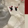 Meias 100% Algodão para Mulheres Outono e Inverno Novo Estilo College Versão Coreana Desenho Fofo Ursinho Preto Meias Femininas de Cano Médio Atacado