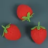 Celebridade da Internet Transfronteiriça Brinquedo de Comida Realista Brinquedo de Apertar Morango Tpr Fruta Morango Recheado com Farinha Brinquedo de Bola para Alívio de Estresse