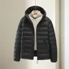 Alto Poder de Enchimento 90 Penugem de Pato Branca Leve Jaqueta de Penas Preta com Capuz Costurada para Mulheres Curta de Inverno Espessada Casaco de Penas