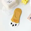 Nuevos calcetines de primavera y verano 21 para mujer, calcetines con estampado de garra de gato de dibujos animados, calcetines de barco de jacquard de algodón, calcetines invisibles finos japoneses de boca baja con silicona