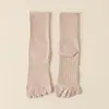 Meias de cinco dedos meias de cano médio massagem nos pés meias de algodão respiráveis absorventes de suor meias de dedos separados outono e inverno meias de cinco dedos femininas