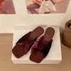 Sandalias de Cuña Cuadradas Plisadas Retro para Mujer, Nuevo Estilo Verano 2026, Lujo Ligero, Cómodas, Impresionantes y Elegantes
