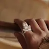 Anillo Retro de Flor de Iris, Artesanía Clásica y Elegante Blanco Quemado, Estilo Moderno y Suave, Nueva Tendencia Nacional Chinoiserie Ajuste Abierto