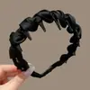 Faixa de Cabelo Dentada Enrolada em Cetim Personalizada de Fábrica para Mulheres, Uso Diário ao Ar Livre, Top Alto para Crânio, Presilha de Cabelo para Lavar o Rosto, Acessórios de Cabelo