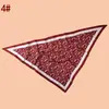 Novo Lenço Triangular de Sarja com Estampa Paisley Fashion para Mulheres, Lenço de Moda de Alta Qualidade, Fornecimento Direto da Fábrica