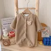 Pijama Infantil de Lã com Pé para Outono/Inverno Unissex Fofo Estilo Coreano Ursinho Traje Quente para Engatinhar Macacão Estilo Inverno