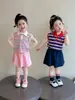 Conjunto de Falda Estilo Preppy para Niñas, Nuevo Estilo de Verano, Conjunto de Dos Piezas de Moda con Falda Plisada y Manga Corta para Bebés Niñas