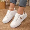Comércio Exterior Tamanho Grande Sapatos Brancos de Cadarço Femininos Versátil Moda Sapatos Esportivos Casuais Solado Macio Confortáveis Tênis de Sola Reta