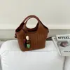 Bolso de mano tote elegante de gran capacidad con patrón tejido a mano de moda vintage, con un toque de alta gama para el trabajo, bolso madre-hija para mujer