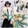 Ciudad de Yiwu Youhu Primavera y Verano Alta Gama Versátil Seda Imitación Delgado Bufanda Moda Clásica Larga Bufanda Venta al por Mayor