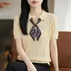 Camiseta de Tricô com Gola Reversível e Lenço de Seda Embelezado para Mulheres, Estilo Fino de Verão, Camiseta Top Emagrecedor Jacquard de Seda Gelada de Alta Qualidade