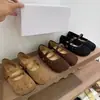 Sapatos Mary Jane Vazados de Solado Macio para Mulheres, Novo Modelo Outono 2026, com Tira de Fivela Única, Sapatos de Corte Baixo, Confortáveis para Uso Diário e Deslocamento