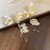 Aretes de Flor de Cristal Estilo Hada Aguja de Plata con Perlas, Aretes de Lujo Ligero de Alta Gama, Accesorios para Orejas Dulces y a la Moda