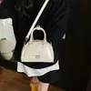 Bolso de mano de diseño nicho estilo coreano 2026, bolso tipo bowling para mujer, nuevo bolso casual retro de verano para hombro y cruzado