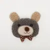 Suministro directo en el lugar Oso de terciopelo de peluche dulce lindo pequeño animal accesorios de joyería productos semiacabados DIY fabricantes al por mayor