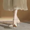 Novedad 2025 Tacones Altos Franceses Blanco Crudo, Sandalias de Tacón de Aguja con Tiras de Hebilla de Una Sola Línea para Mujer, Femeninas para Faldas