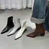 Botines Cortos de Punta Estilo Coreano para Mujer 2026 Nuevos Botines Individuales Otoño Invierno Ropa de Moda Botas de Tacón Grueso Adelgazantes Botas de Moda de Nicho