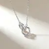 Collar de Doble Anillo para Mujer, Diseño de Lujo Ligero, Colgante Circular Versátil, Temperamento Suave, Estilo Minimalista Único, Cadena para Clavícula, Suministro al por Mayor