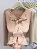 Suéter de Punto con Cuello en V Fruncido para Mujer, Nuevo Diseño Otoño/Invierno 2025 con Botones, Corte Ajustado, Top Básico Dulce A9433