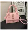 Borla de Letra Moda Simple 2026 Nuevo Retro Casual Simple Bolso de Hombro Cruzado Pequeño Cuadrado para el Trabajo